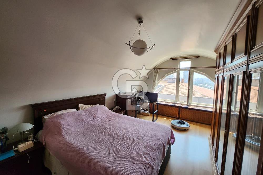 GÖZTEPE SOYAK SİTESİNDE SATILIK 5+1 DUBLEKS DAİRE