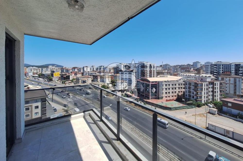 Çekmeköy de Ayrı Mutfaklı, Ebeveyn Banyolu 2+1 Sıfır Daire