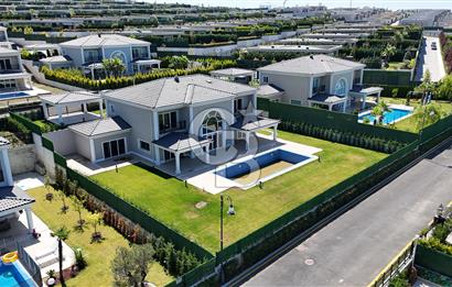 Alkent 2000 bölgesinde Site içi 7+1 Satılık Villa