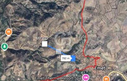 Emet ilçe merkezinde imar dibi yatırımlık arazi