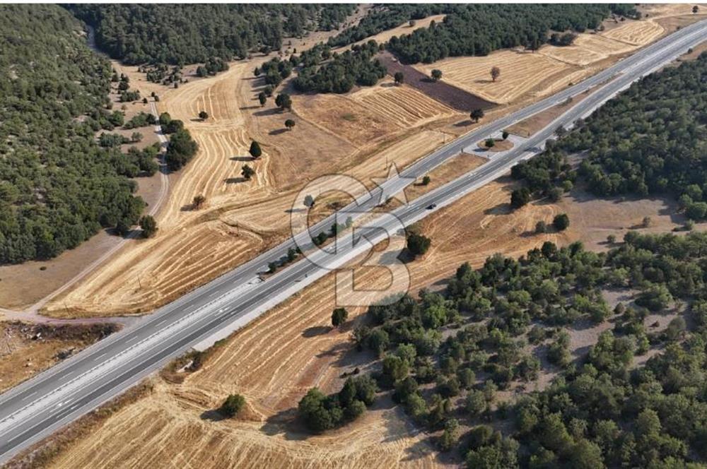 Kütahya merkezde duble otobana cephe şahane arazi
