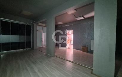 KARATAY MEDRESESİ KARŞISINDA TİCARETE UYGUN GENİŞ KİRALIK DÜKKAN