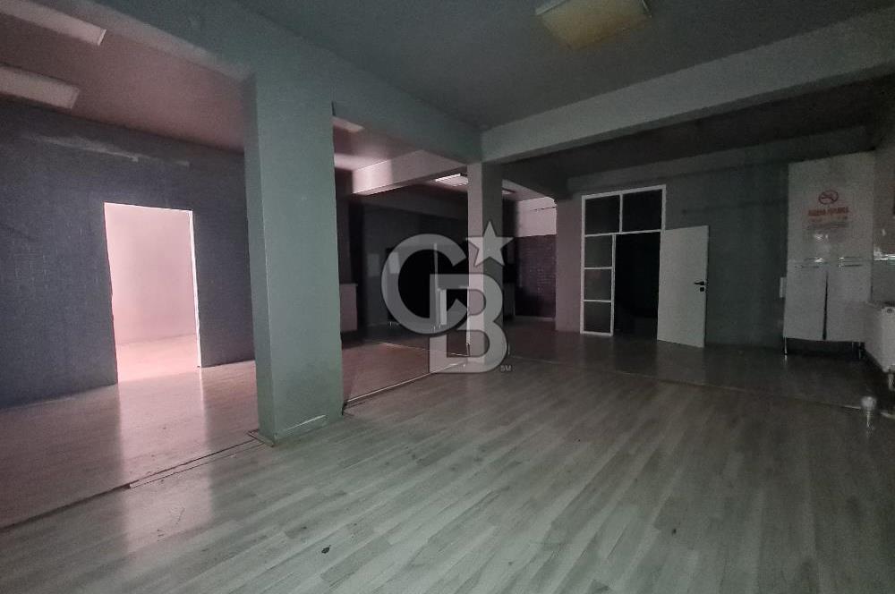 KARATAY MEDRESESİ KARŞISINDA TİCARETE UYGUN GENİŞ KİRALIK DÜKKAN