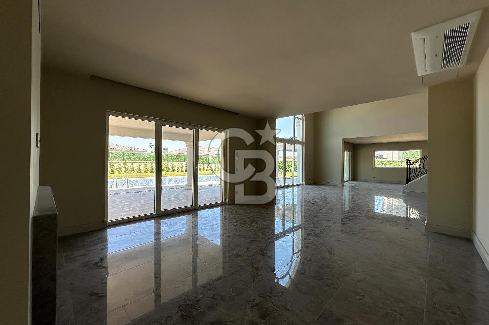 Alkent 2000 bölgesinde Site içi 7+1 Satılık Villa