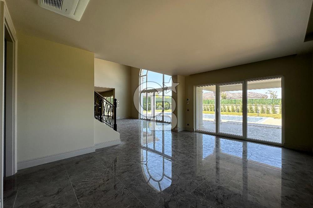 Alkent 2000 bölgesinde Site içi 7+1 Satılık Villa