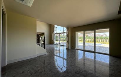 Alkent 2000 bölgesinde Site içi 7+1 Satılık Villa
