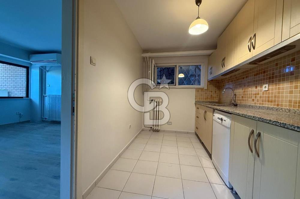 Caddebostan Yalı Parselinde Sessiz ve Yeşil Yaşam 3+1 Bahçe Katı
