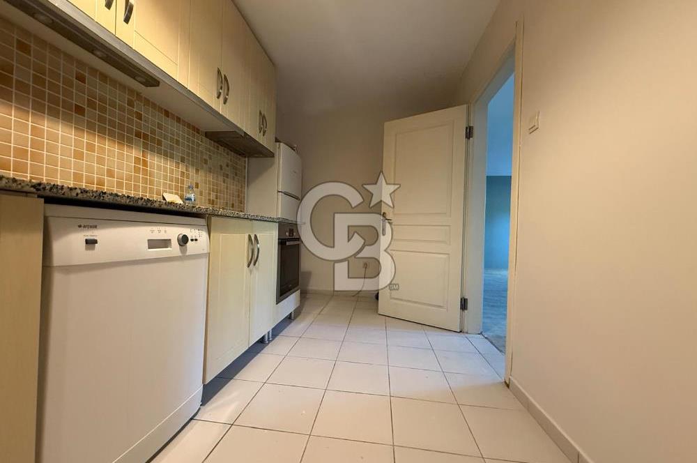 Caddebostan Yalı Parselinde Sessiz ve Yeşil Yaşam 3+1 Bahçe Katı