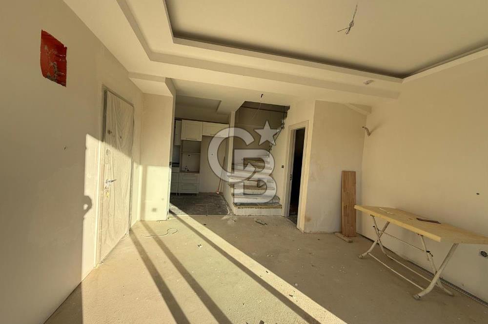 Urla Çeşmealtın’da Satılık Havuzlu Villa 