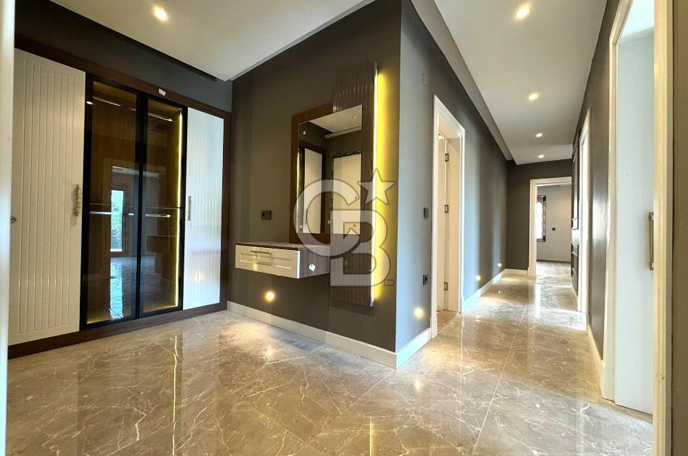 EDREMİT CENNETAYAĞI'NIN EN GÖZDE SİTESİNDE 3+1 BAHÇE KATI DAİRE