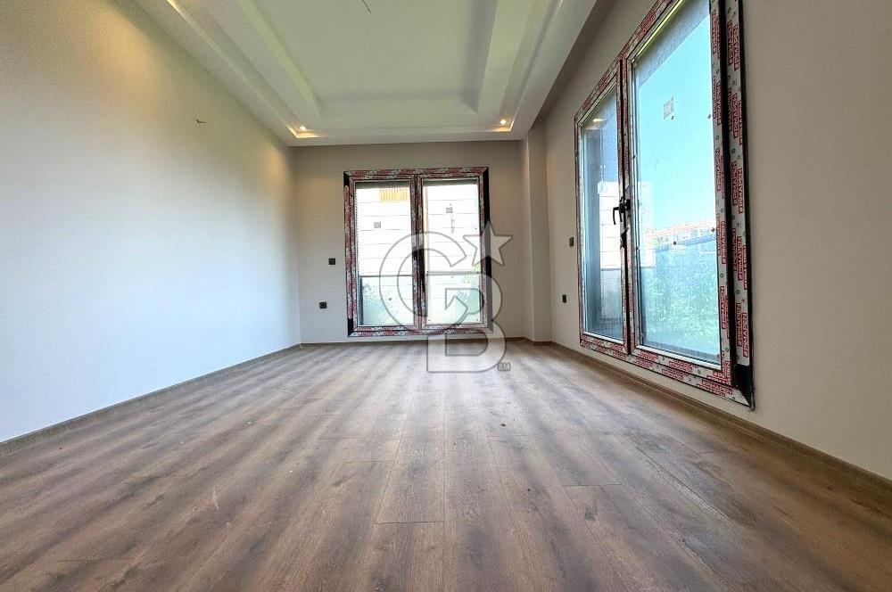 EDREMİT CENNETAYAĞI'NIN EN GÖZDE SİTESİNDE 3+1 BAHÇE KATI DAİRE