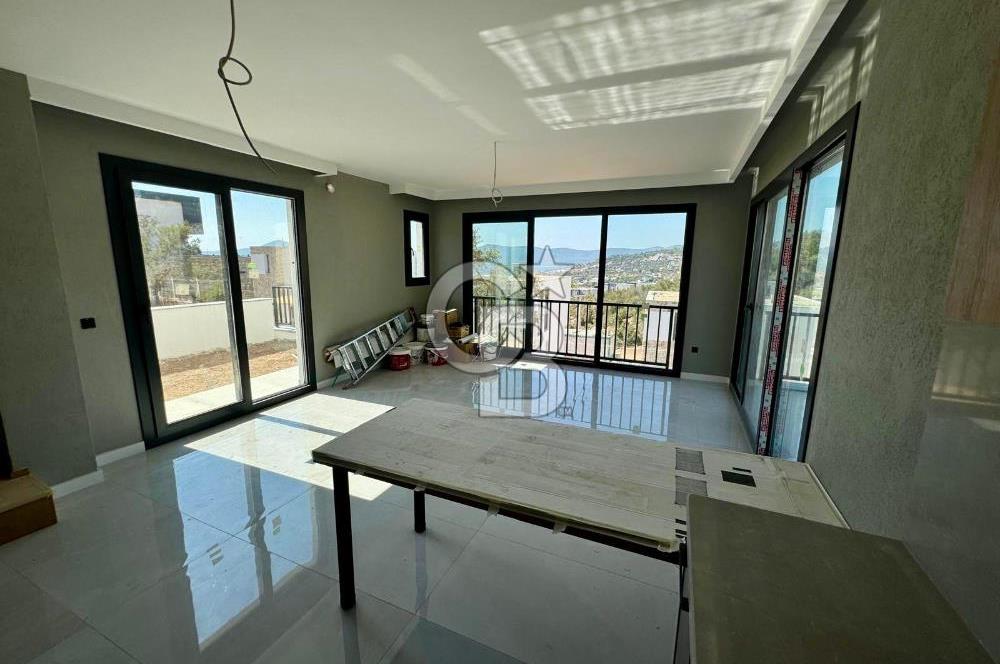 Kıyıkışlacık Zeytinlikuyu'da deniz manz.4+1 müstakil villa