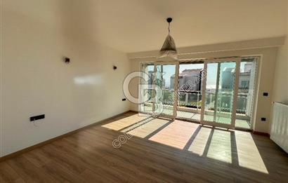 KUŞADASI PANORAMİK DENİZ MANZARALI SİTEDE DUPLEKS VİLLA