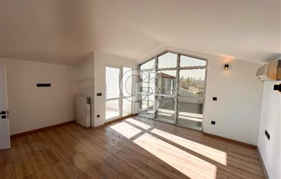 KUŞADASI PANORAMİK DENİZ MANZARALI SİTEDE DUPLEKS VİLLA