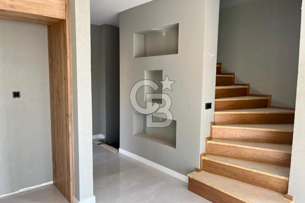 Kıyıkışlacık Zeytinlikuyu'da deniz manz.4+1 müstakil villa