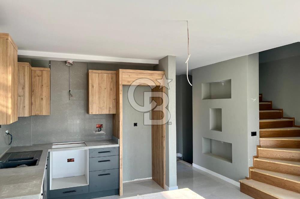 Kıyıkışlacık Zeytinlikuyu'da deniz manz.4+1 müstakil villa