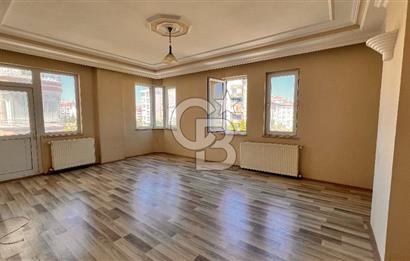 TRAMVAYA CEPHE KİRALIK DAİRE