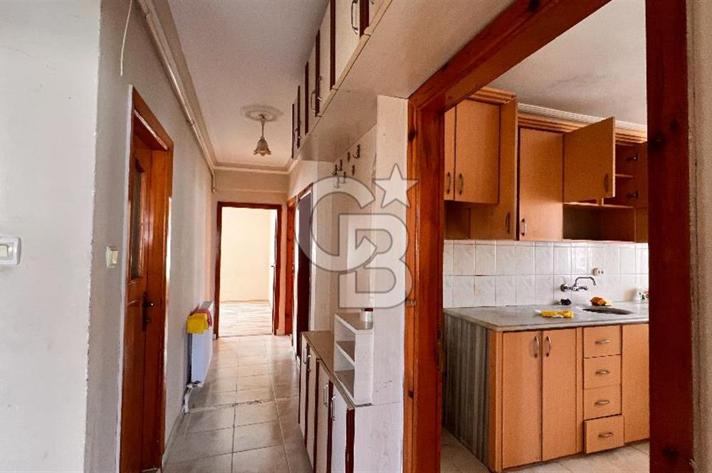 TRAMVAYA CEPHE KİRALIK DAİRE