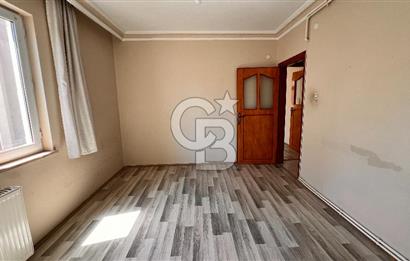 TRAMVAYA CEPHE KİRALIK DAİRE