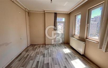 TRAMVAYA CEPHE KİRALIK DAİRE