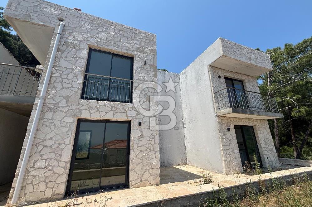 Muğla Ortaca Sarıgerme'de deniz manzaralı Dublex Villa