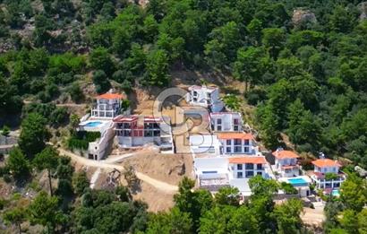 Muğla Ortaca Sarıgerme'de deniz manzaralı Dublex Villa