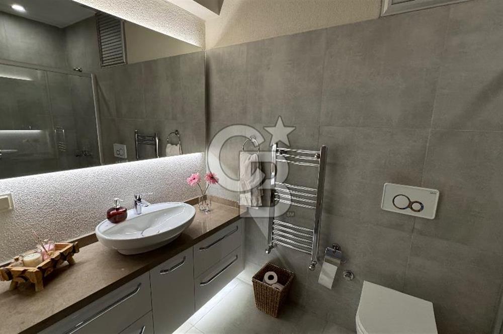 VİZYON 35 SİTESİNDE HAVUZ CEPHELİ 3+1 SATILIK DAİRE
