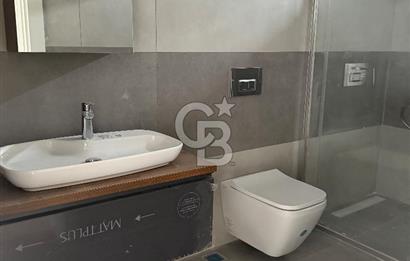ZEKERİYAKÖY ÇARŞIYA YAKIN, BUTİK SİTEDE SIFIR 4+1 ÖZEL YAPIM TRİPLEX VİLLA