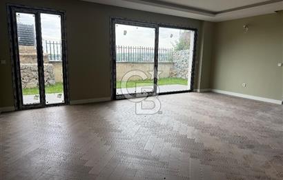 ZEKERİYAKÖY ÇARŞIYA YAKIN, BUTİK SİTEDE SIFIR 4+1 ÖZEL YAPIM TRİPLEX VİLLA
