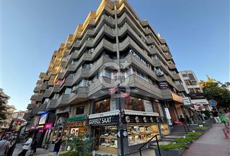 TUNALI HİLMİ CADDESİ KUĞULU İŞ MERKEZİNDE KİRALIK BÜRO&OFİS