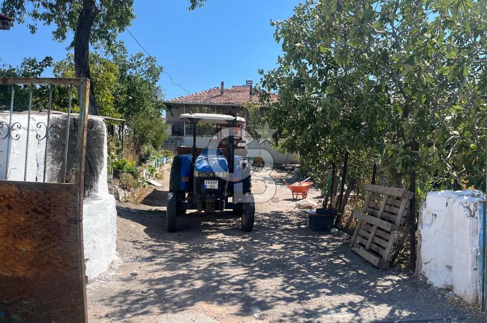 Kınık Arpaseki'de Acil Satılık Müstakil Köy Evi+Bahçe
