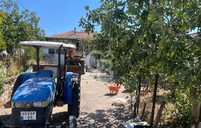 Kınık Arpaseki'de Acil Satılık Müstakil Köy Evi+Bahçe
