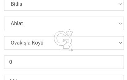 Bitlis Ahlat Ova Kışla'da  Köye Yakın 19.500m2 Yatırımlık Tarla 