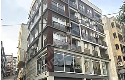 Karşıyaka Sahile Yakın Kiralık doğalgazlı 2+1 daire