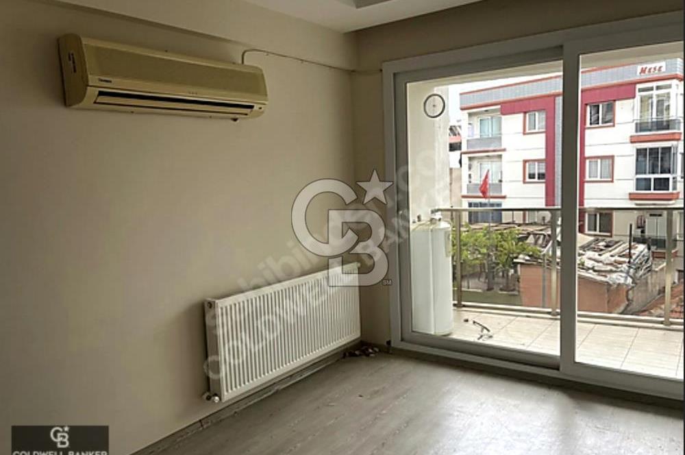 Karşıyaka Sahile Yakın Kiralık doğalgazlı 2+1 daire