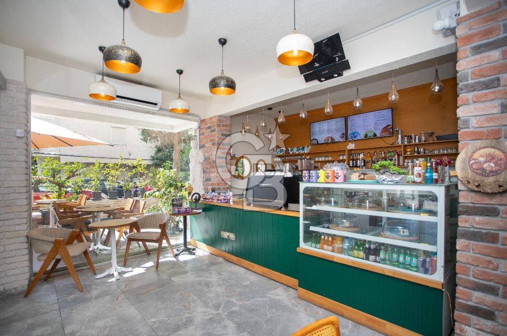 Karşıyaka Bahriye Üçok Mh.Muhteşem Lokasyonda Devren Kiralık Dükkan