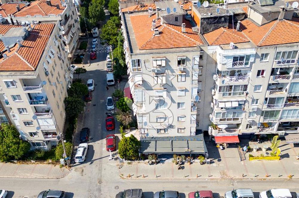 Karşıyaka Bahriye Üçok Mh.Muhteşem Lokasyonda Devren Kiralık Dükkan