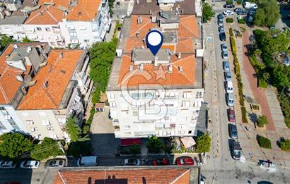 Karşıyaka Bahriye Üçok Mh.Muhteşem Lokasyonda Devren Kiralık Dükkan