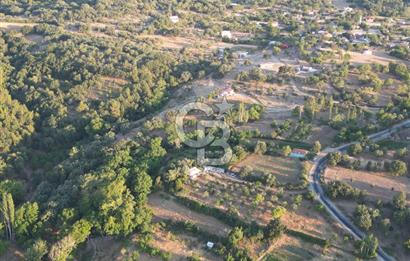 ÇANAKKALE MERKEZ KÖY SALİHLER 560 M² KÖYE YAKIN SATILIK ARAZİ