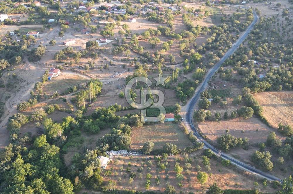 ÇANAKKALE MERKEZ KÖY SALİHLER 560 M² KÖYE YAKIN SATILIK ARAZİ