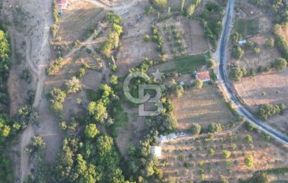 ÇANAKKALE MERKEZ KÖY SALİHLER 560 M² KÖYE YAKIN SATILIK ARAZİ