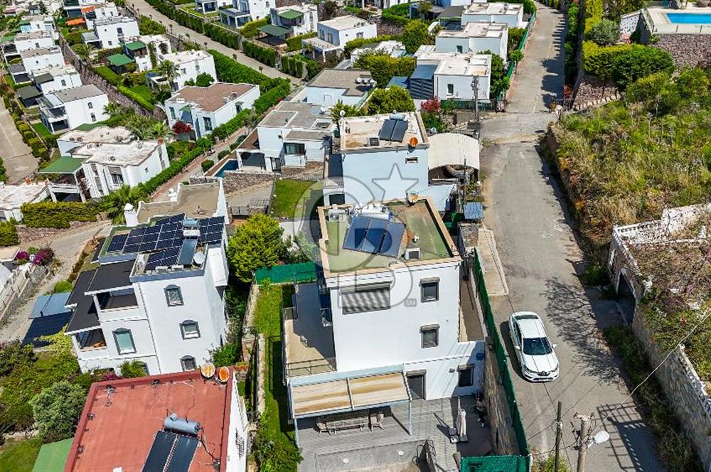 Bodrum Kadıkalesi Mevkii Satılık Deniz Manzaralı Müstakil Villa