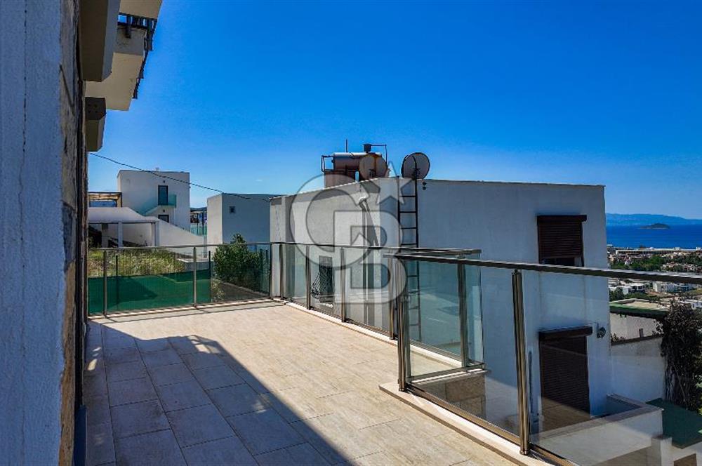 Bodrum Kadıkalesi Mevkii Satılık Deniz Manzaralı Müstakil Villa