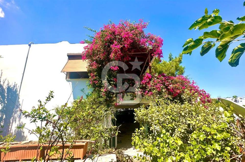 Bodrum Asarlık Mevkii Satılık Kesintisiz Deniz Manzaralı Dubleks