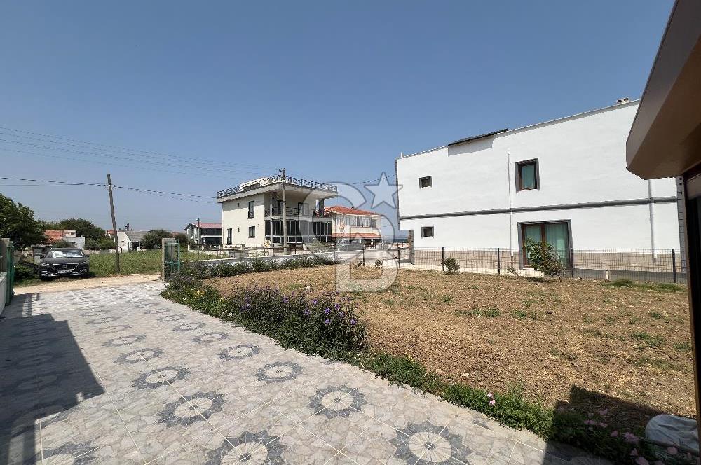 LAPSEKİ ÇARDAK EMEK TATİL SİTESİNDE SATILIK ARSA