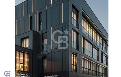 CB CLASS ÖZLÜCE'DE 4 KATLI TİCARİ BİNA