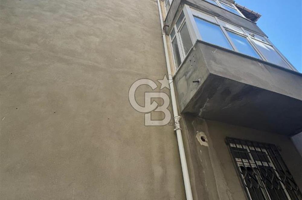 Kartal Yakacık E-5 e Yakın Satılık Arsa ve Bina