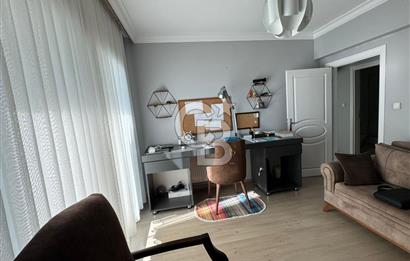Bornova Royal O. Akbulut Sitesi'nde Havuzlu 3+1 Satılık Daire