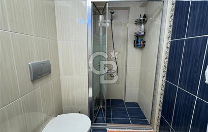 Bornova Royal O. Akbulut Sitesi'nde Havuzlu 3+1 Satılık Daire
