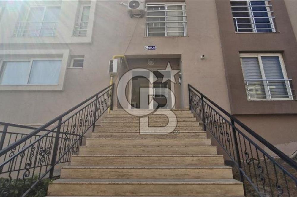 ÇİĞLİ ESENTEPE HAVUZ VE PANAROMIK DENİZ MANZARALI KİRALIK 3+1 DAİRE 